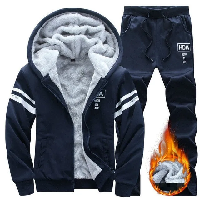 Causal Tracksuits Men Set hooded Thicken Fleece Hoodies   Sweatpant 2019 Winter Spring Sweatshirt Sportswear Male Letter Print