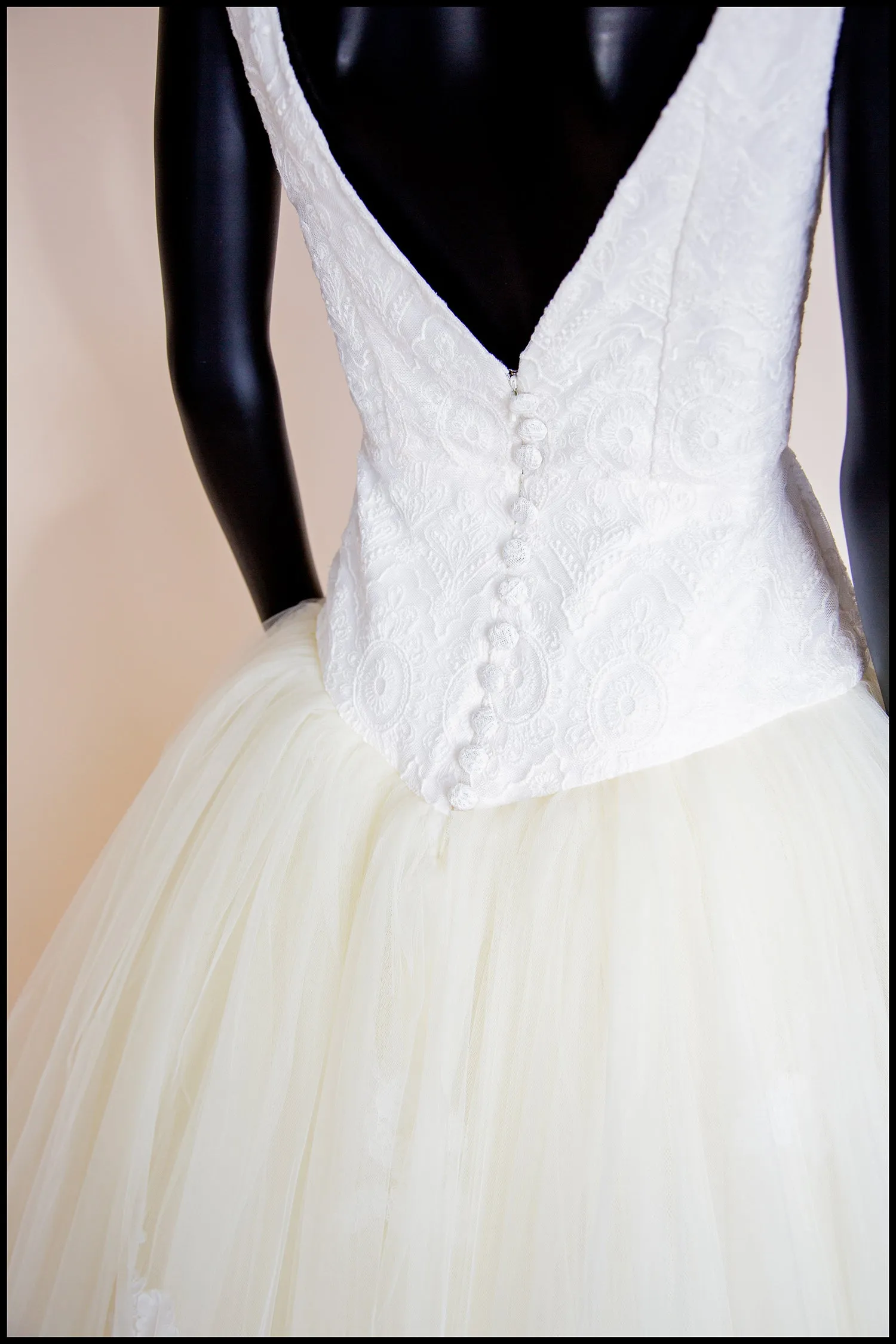 Juno - Lace Tulle Ballerina Gown - S (sample)