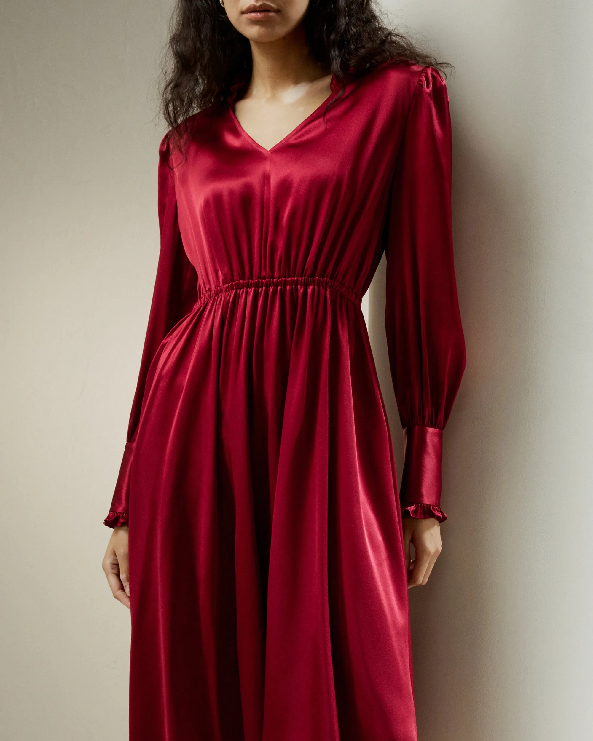 LILYSILK x CHARIS V Neck A line Midi Dress