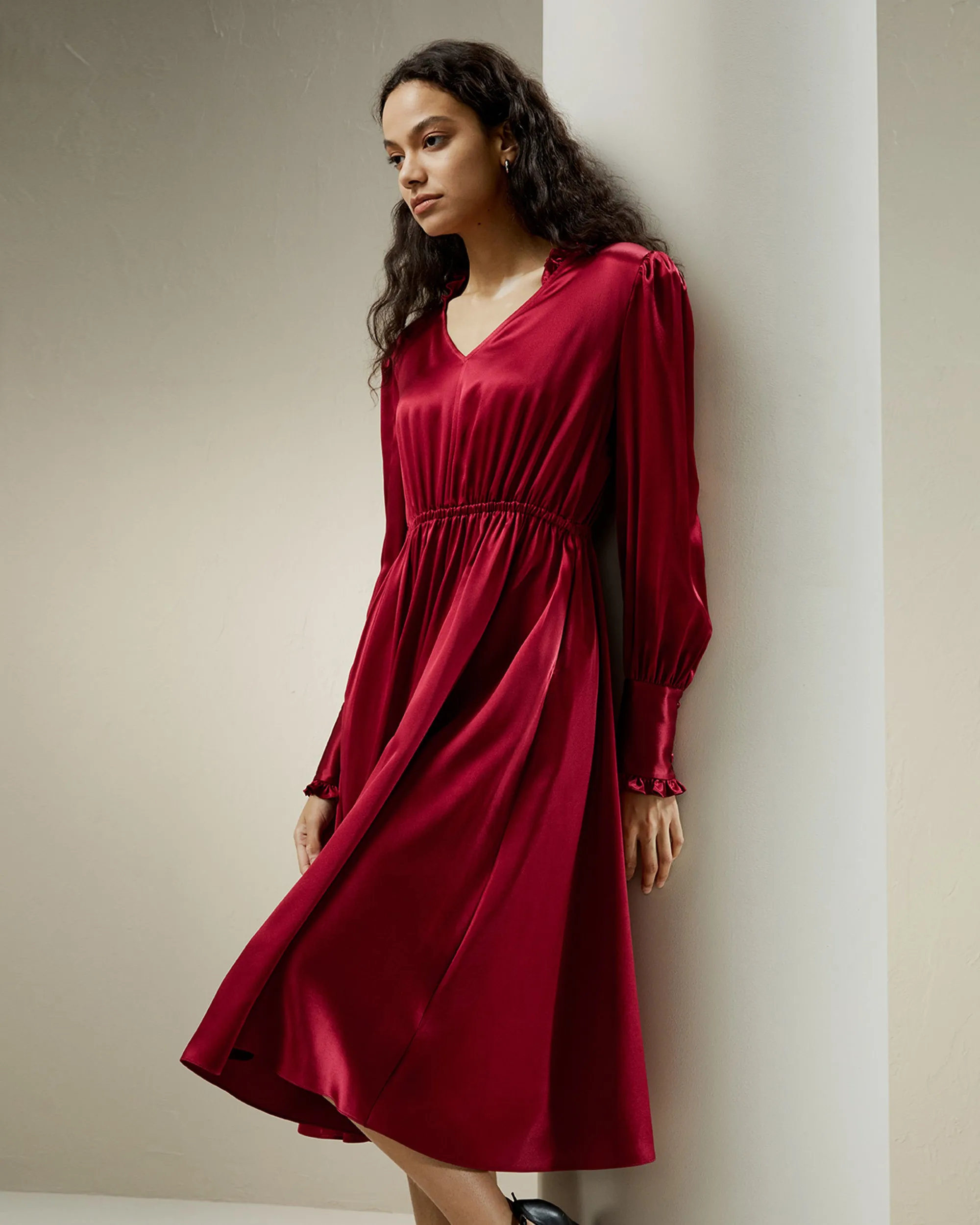 LILYSILK x CHARIS V Neck A line Midi Dress