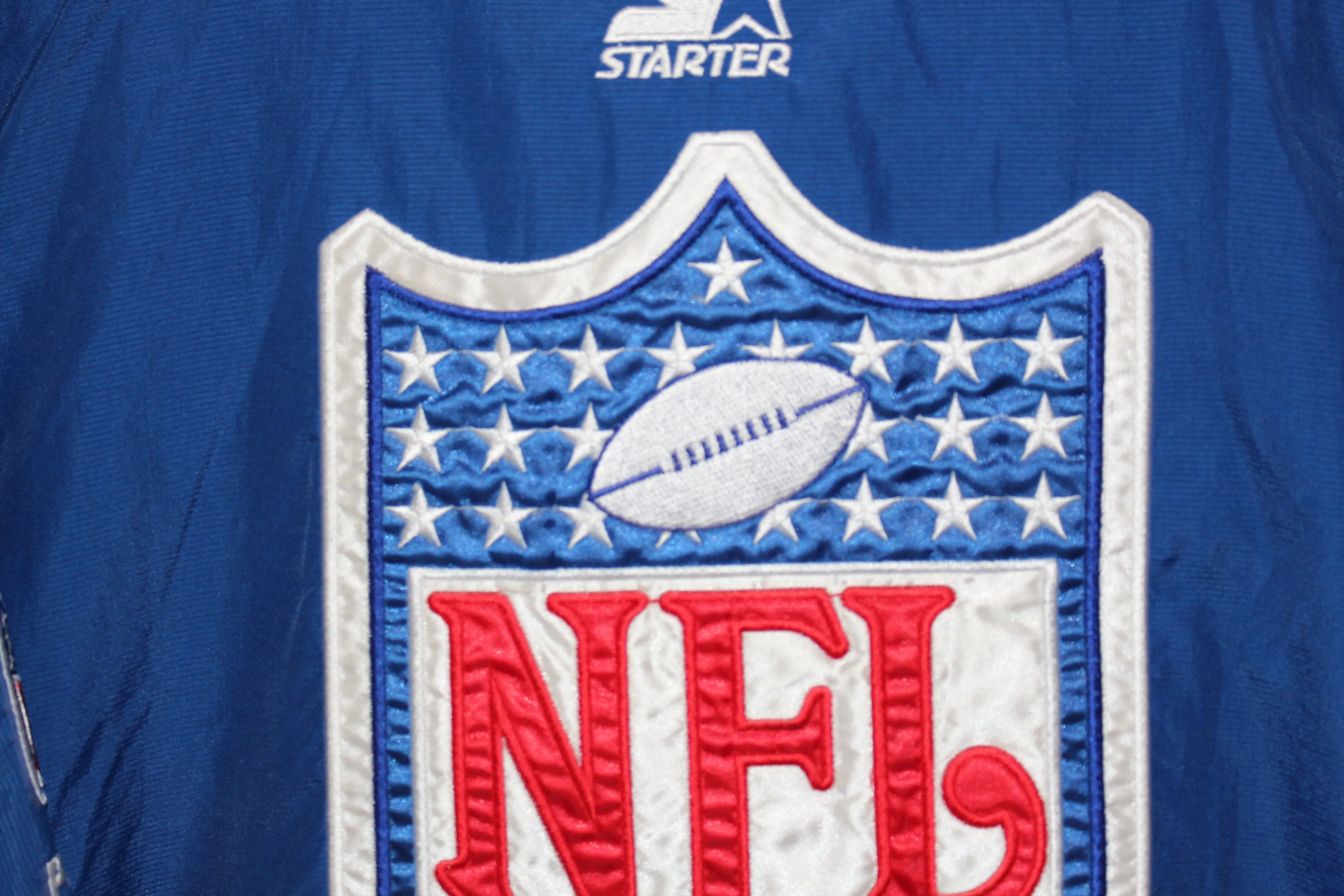 NFL Pro Line Starter Pullover (L)