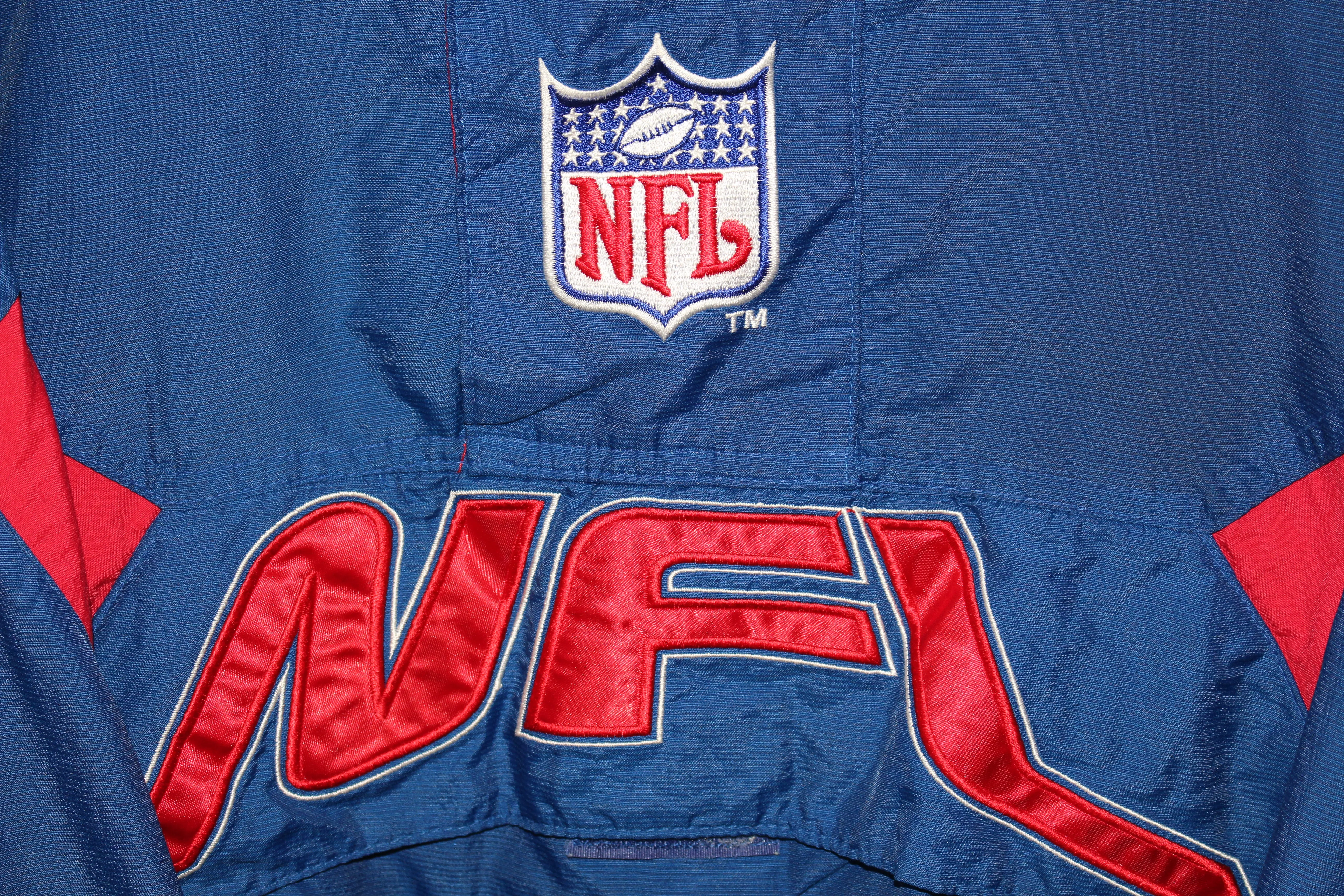 NFL Pro Line Starter Pullover (L)