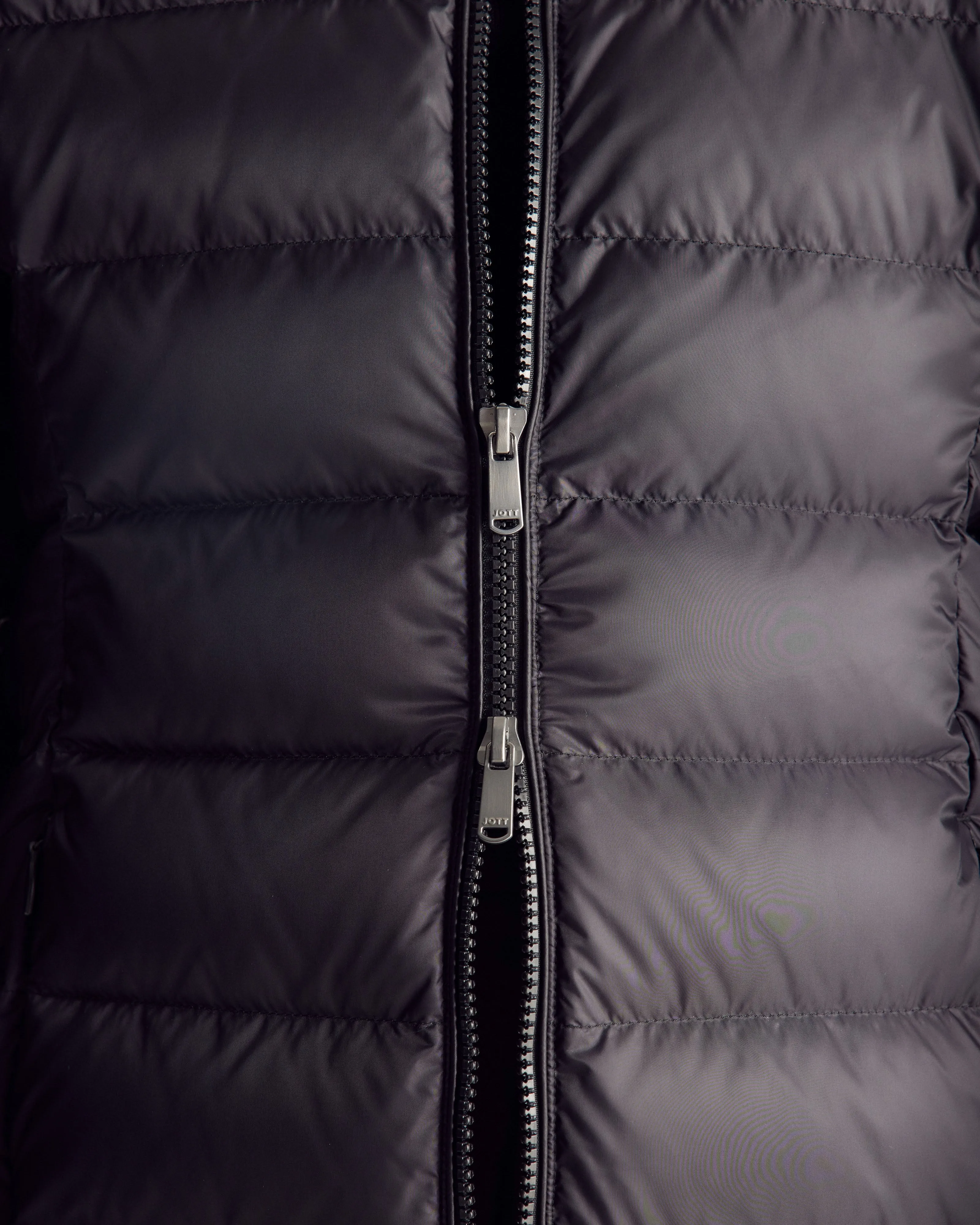 Perle Extreme Cold mid-length down jacket Black