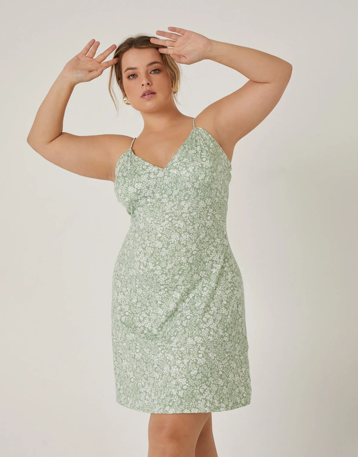 Plus Size Floral Stretch Mini Dress