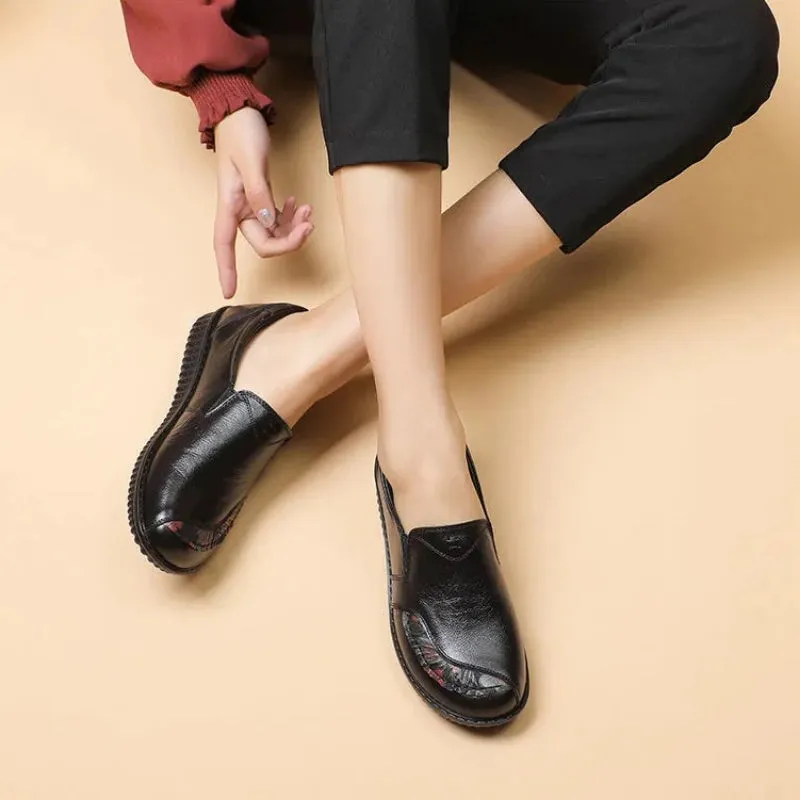 Retro-chic Slip-on Vegan Leather Round Toe Loafer Shoes