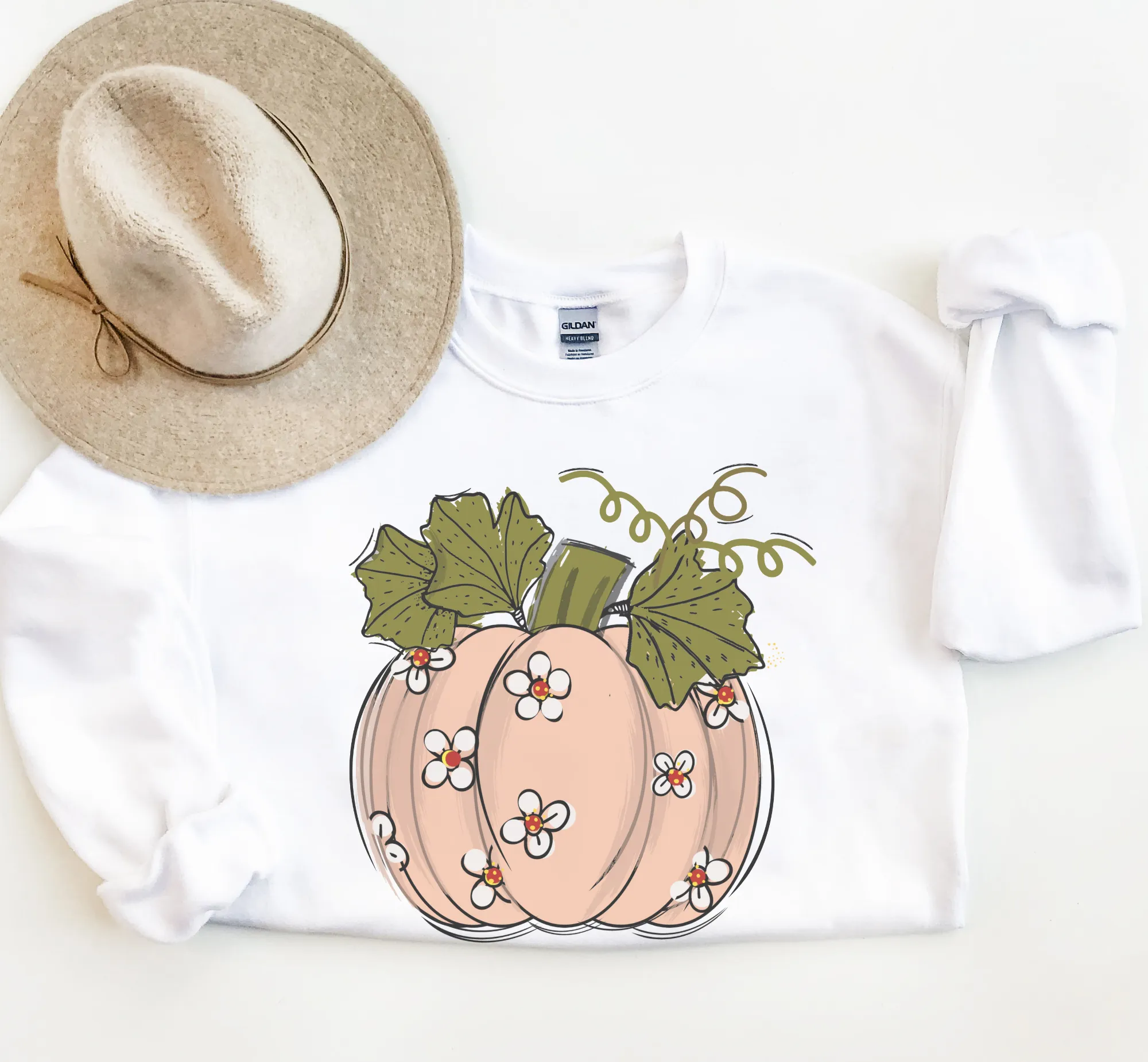 Women's Fall Hand Drawn Pumpkin Design Pink Pumpkin with Daisies Pullover Sweatshirt